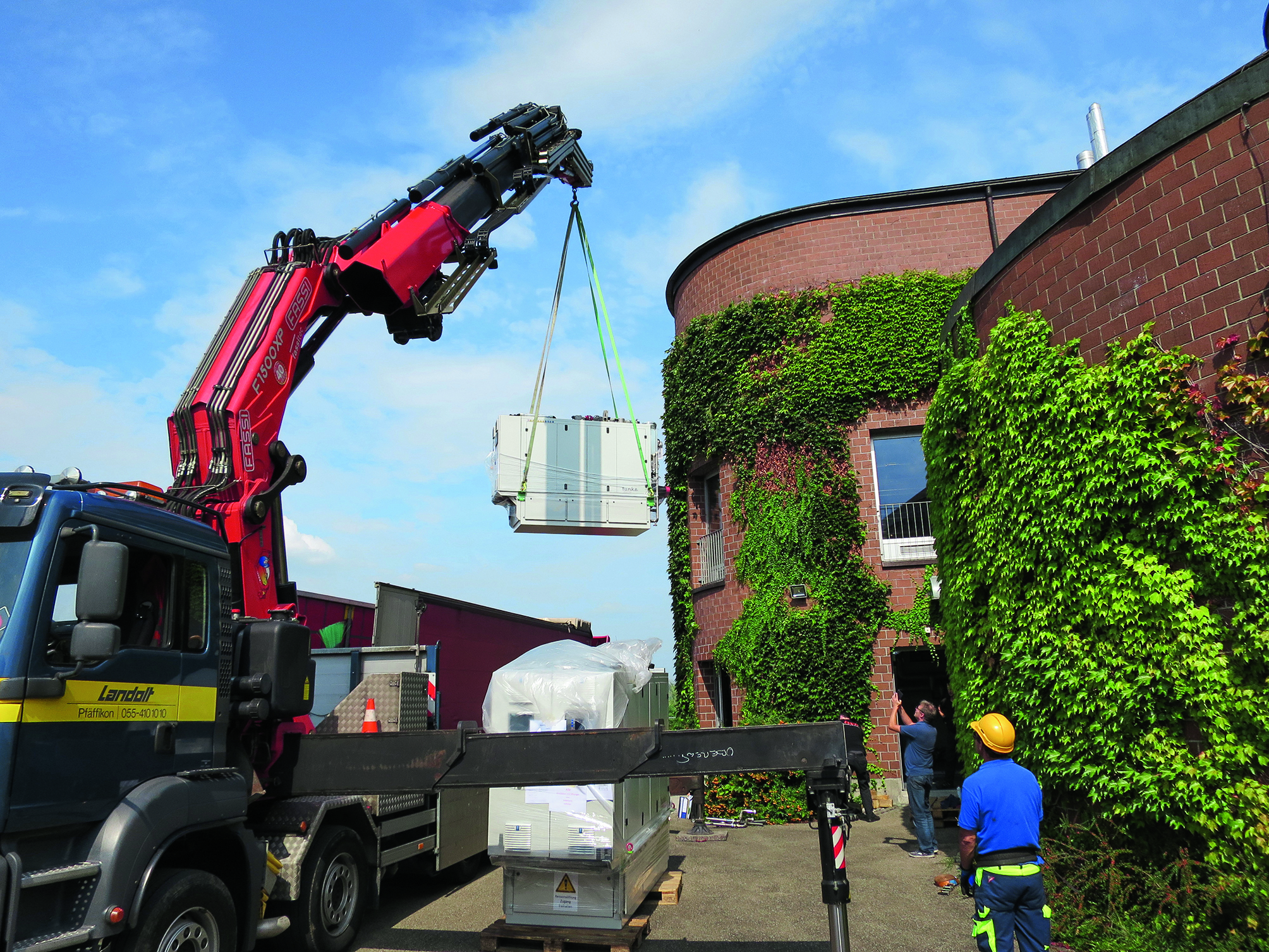 Dank der einfachen Eingabe des Gesuchs um Investifionsbeiträge und der raschen Prüfung konnte der enge Zeitplan eingehalten werden. (Foto: ARA Höfe)