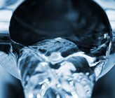 Eine Arbeitsgruppe des SVGW hat in einem Faktenblatt notwendige Massnahmen zur Gewährleistung einer einwandfreien Trinkwasserqualität beschrieben. (Foto: Sergiy Tryapitsyn/123rf.com)