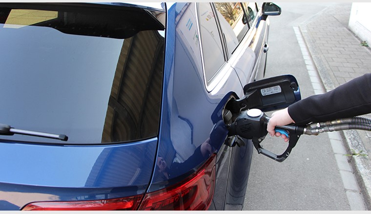 Ravitaillement en carburant d'un véhicule à gaz au démonstrateur de mobilité du futur "move" à l'Empa. (Photo : Empa)
