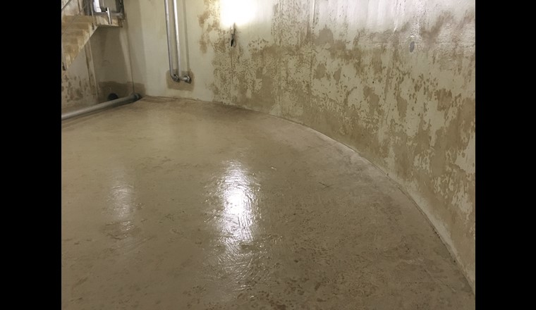 Reservoir Wahlen im Kanton BL mit schadhaften Kammerinnenflächen vor der Sanierung.