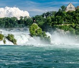 Eine Station der Rhein-Tour: Der Wasserfall bei Neuhausen. (Foto: Vladimir Kruzhinov/123rf.com) Eine Station der Rhein-Tour: Der Wasserfall bei Neuhausen. (Foto: Vladimir Kruzhinov/123rf.com)