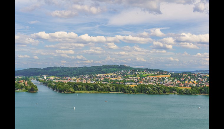 Mit Pilotversuchen zum resilienten Trinkwasser-Aufbereitungsverfahren im Seewasserwerk Ipsach. (©Pavel Dudek/123RF.com)