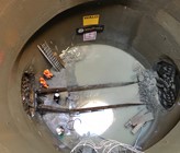 Beim Bau des 2,4 km langen Microtunneling-Abschnitts der Verbindungsleitung wurde Ende Juni ein bedeutender Meilenstein passiert: Die beiden von der Milchbuck- bzw. Gerstenstrasse kommenden Vortriebsmaschinen erreichten den Zielschacht an der Rothstrasse. (ERZ) Beim Bau des 2,4 km langen Microtunneling-Abschnitts der Verbindungsleitung wurde Ende Juni ein bedeutender Meilenstein passiert: Die beiden von der Milchbuck- bzw. Gerstenstrasse kommenden Vortriebsmaschinen erreichten den Zielschacht an der Rothstrasse. (ERZ)