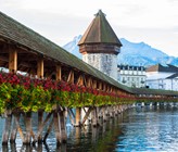 Holzkapellenbrücke und Altstadt von Luzern (©theyok/123RF.com) Holzkapellenbrücke und Altstadt von Luzern (©theyok/123RF.com)