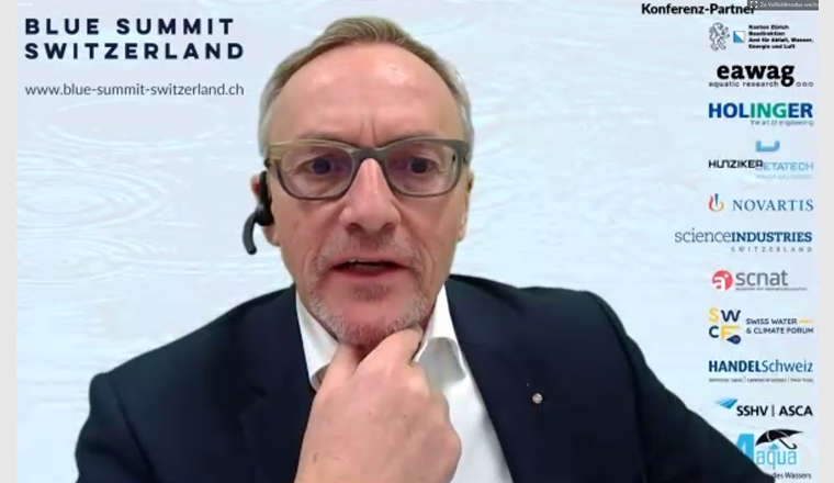 Heinz Habegger moderierte als Mitinitiator den 1. Blue Summit Switzerland.
