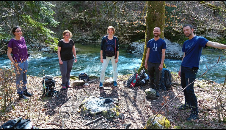 collaborateurs de la plateforme Qualité de l’eau du VSA. de gauche à droite : Irene Wittmer, Christiane Ilg, Anne Dietzel, Tobias Doppler, Silwan Daouk. Photo VSA