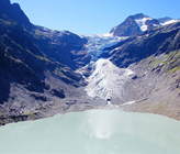 Triftsee: An Grimsel und Trift muss eine echte Interessenabwägung zwischen Nutzung und Schutz durchgeführt werden, verlangt das Bundesgericht. (© Martin Abegglen / CC BY-SA 2.0) Triftsee: An Grimsel und Trift muss eine echte Interessenabwägung zwischen Nutzung und Schutz durchgeführt werden, verlangt das Bundesgericht. (© Martin Abegglen / CC BY-SA 2.0)