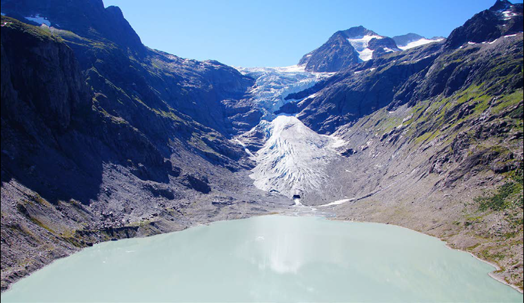 Triftsee: An Grimsel und Trift muss eine echte Interessenabwägung zwischen Nutzung und Schutz durchgeführt werden, verlangt das Bundesgericht. (© Martin Abegglen / CC BY-SA 2.0)