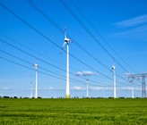 Der Nationalrat möchte den Ausbau der erneuerbaren Energien über das Jahr 2022 hinaus fördern. (© J. Ickler/123rf.com) Der Nationalrat möchte den Ausbau der erneuerbaren Energien über das Jahr 2022 hinaus fördern. (© J. Ickler/123rf.com)