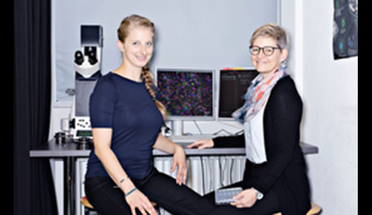 Melanie Fischer (links) und Prof. Kristin Schirmer. Foto: ETH-Rat