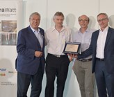 Übergabe Innovationspreis 2021 im Bereich ARA: 
ARA Hofen der Entsorgung St. Gallen.
V.l.n.r.: Filippo Lombardi, Hanspeter Bauer (Betreiber ARA), Daniel Braun (ETH), Heinz Habegger (VSA), 
Bild: Fabrice Nobs/Infrawatt Übergabe Innovationspreis 2021 im Bereich ARA: 
ARA Hofen der Entsorgung St. Gallen.
V.l.n.r.: Filippo Lombardi, Hanspeter Bauer (Betreiber ARA), Daniel Braun (ETH), Heinz Habegger (VSA), 
Bild: Fabrice Nobs/Infrawatt