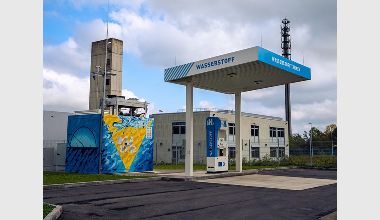 Der Wasserstoffmix ab Schweizer Tankstellen enthält erneut einen höheren Anteil an Wasserkraft-Strom. (© chrishoff/123rf.com)