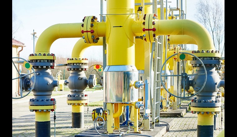 Le misure preparatorie necessarie in vista di una situazione di grave penuria nei settori dell’acquisto, del trasporto, della distribuzione e del consumo di gas naturale e di vettori energetici gassosi provenienti da fonti rinnovabili, saranno prese conformemente alle istruzioni del settore specializzato Energia. (Foto: kadmy/123rf)