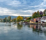 Im Kanton Schaffhausen traten diesen Sommer mehrere Flüsse übers Ufer und das Hochwasser verursachte grosse Sachschäden. Foto: Stein am Rhein  (© jikgoe/123rf.com) Im Kanton Schaffhausen traten diesen Sommer mehrere Flüsse übers Ufer und das Hochwasser verursachte grosse Sachschäden. Foto: Stein am Rhein  (© jikgoe/123rf.com)