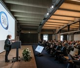 Ständerätin Marina Carobbio richtet am Kongress ein Grusswort an die Teilnehmerinnen und Teilnehmer. (© Ti-Press / Elia Bianchi) Ständerätin Marina Carobbio richtet am Kongress ein Grusswort an die Teilnehmerinnen und Teilnehmer. (© Ti-Press / Elia Bianchi)